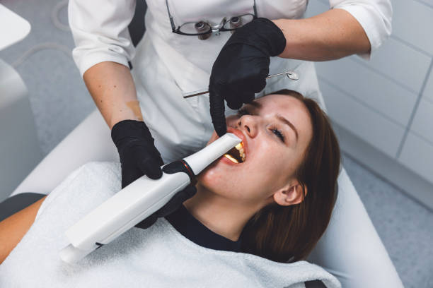 Best Dentist for Tooth Abscess  in Ellwood City, PA
